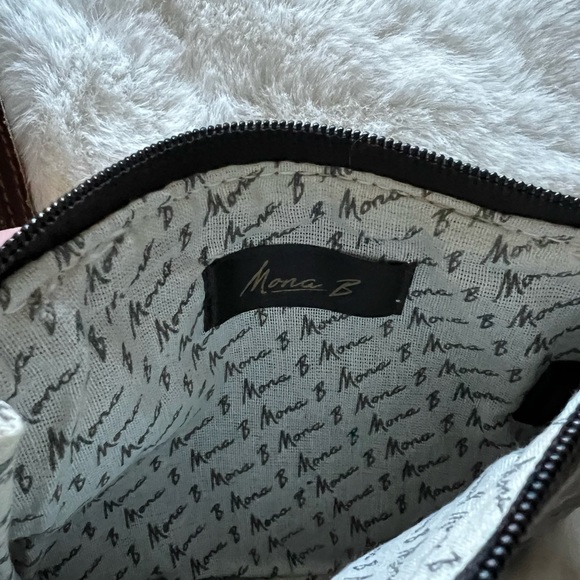 Monab wristlet - Picture 2 of 2